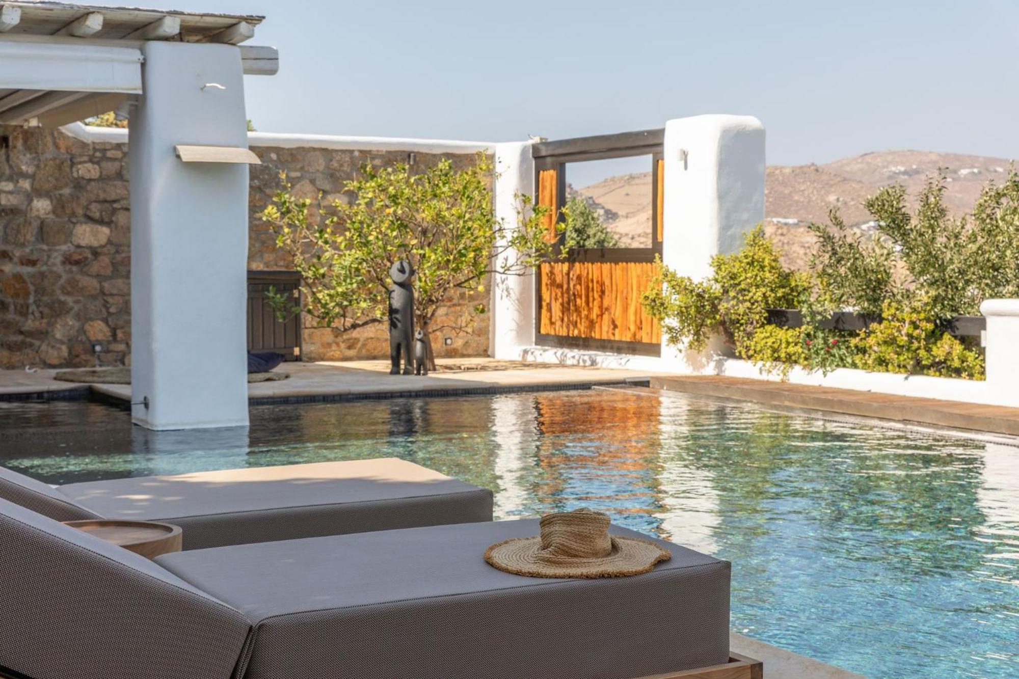 Myconian Platinum Senior & Deluxe Villas Kalafati Exteriör bild