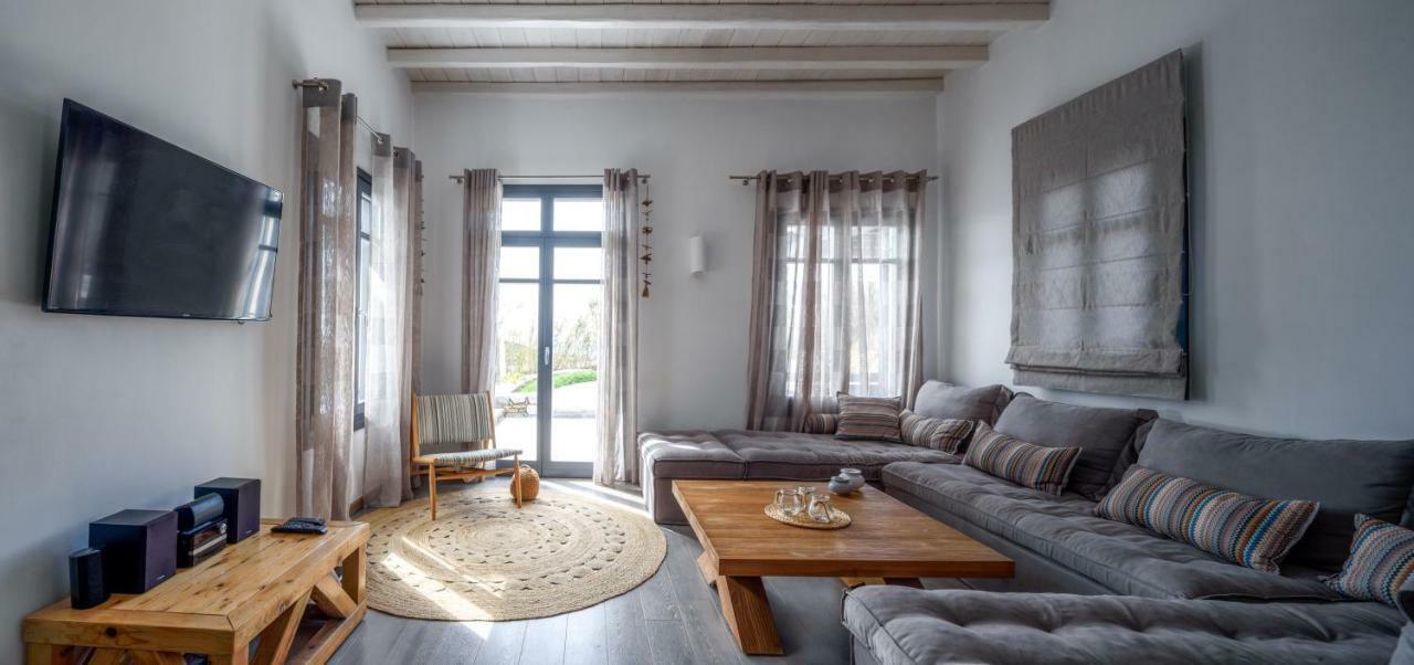 Myconian Platinum Senior & Deluxe Villas Kalafati Exteriör bild