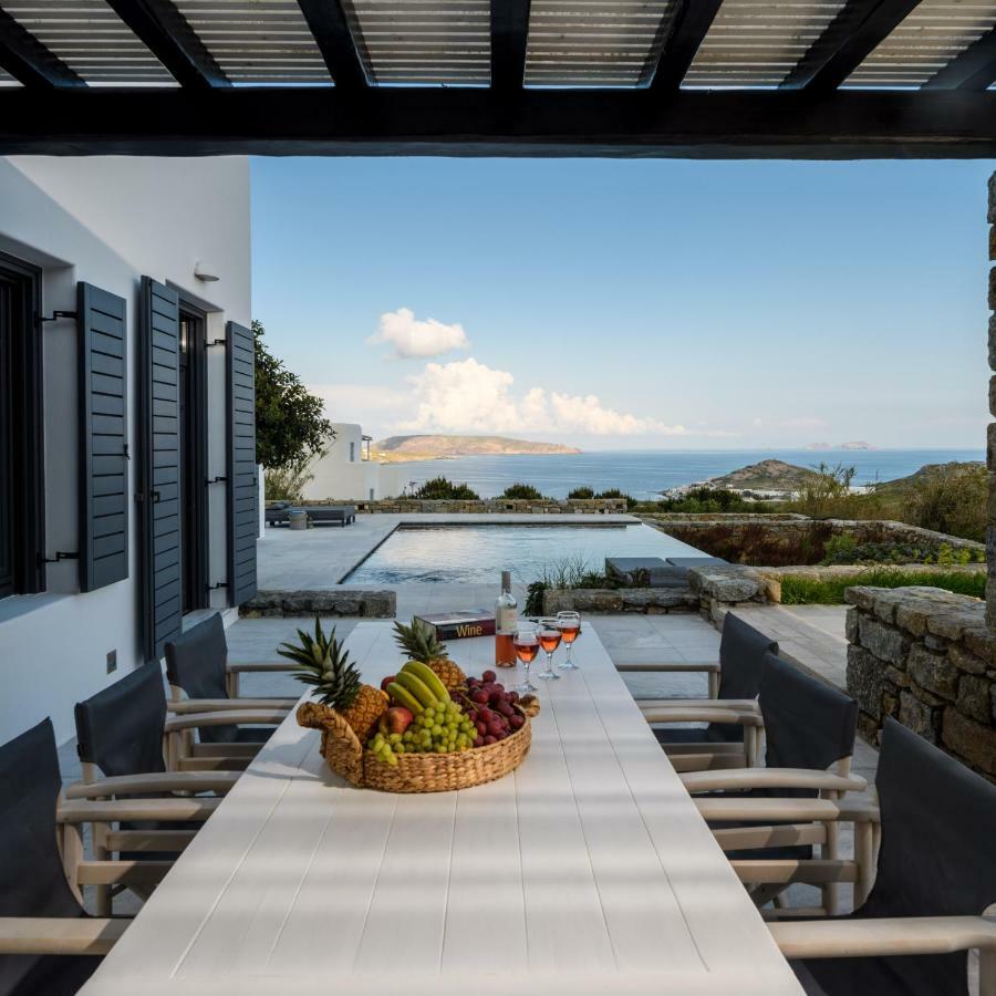 Myconian Platinum Senior & Deluxe Villas Kalafati Exteriör bild
